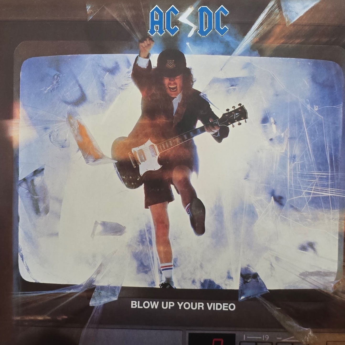 AC/DC – Blow Up Your Video