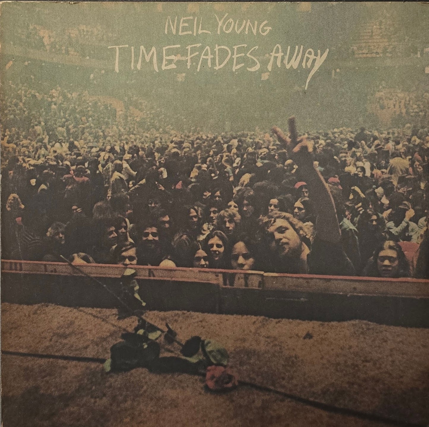 Neil Young – Time Fades Away
