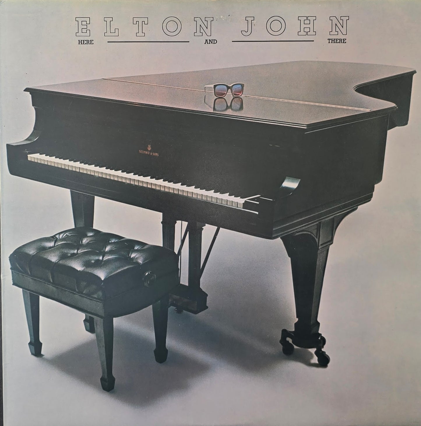 Elton John – Here And There