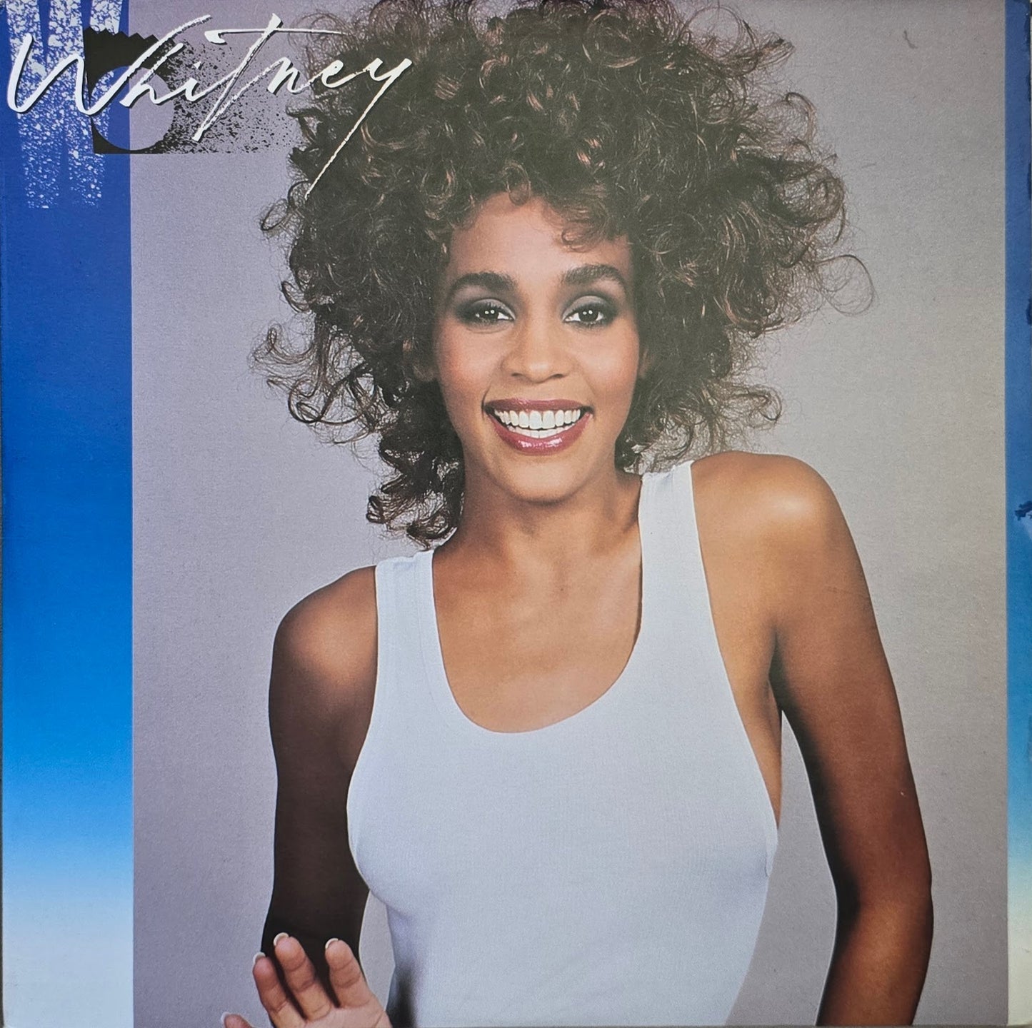 Whitney Houston – Whitney