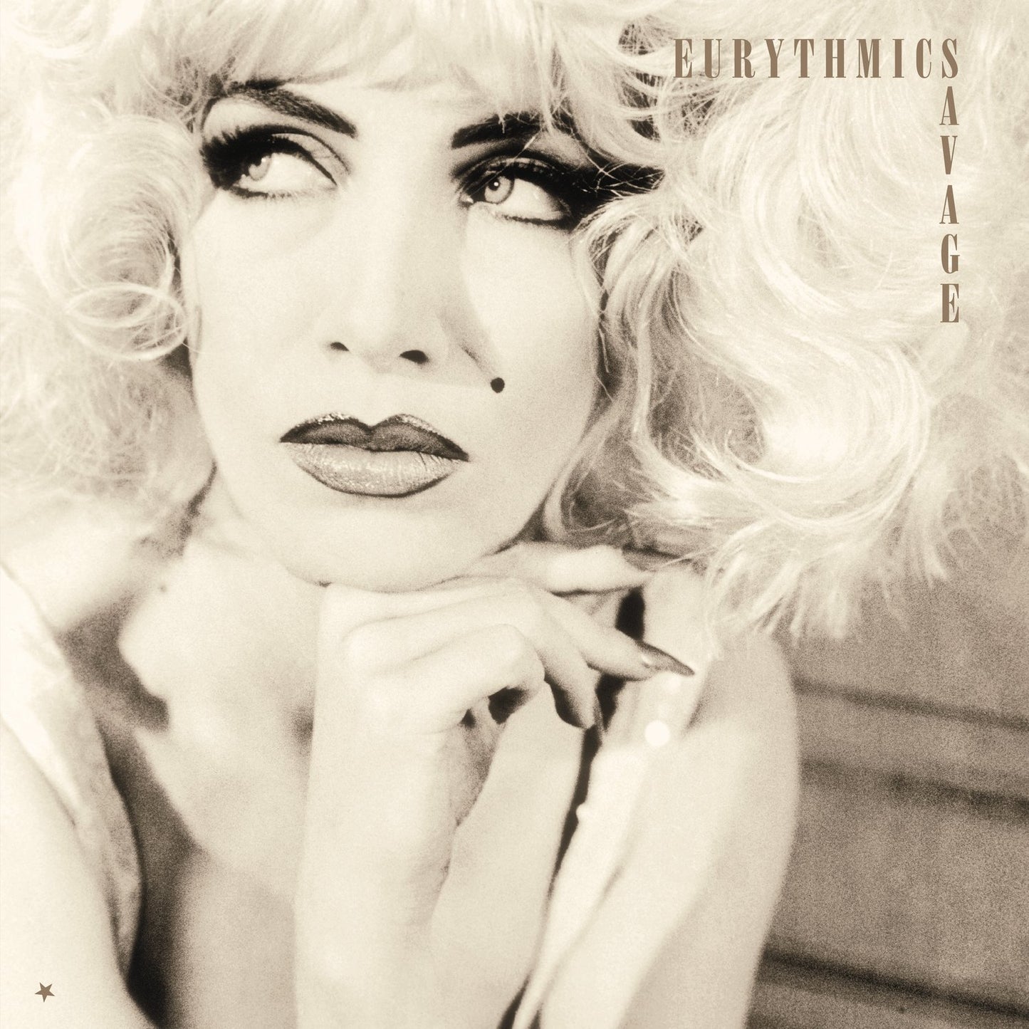 Eurythmics – Savage