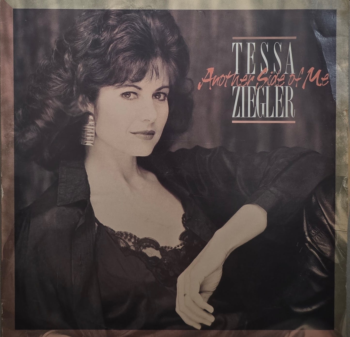 Tessa Ziegler – Another Side Of Me