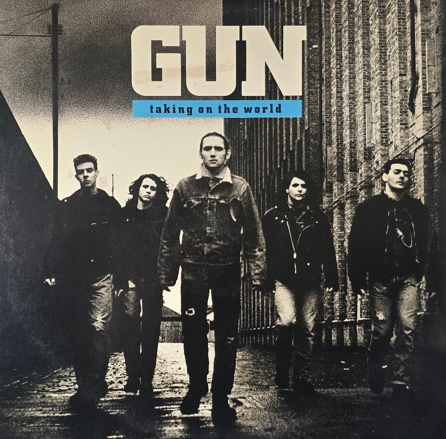 Gun – Taking On The World