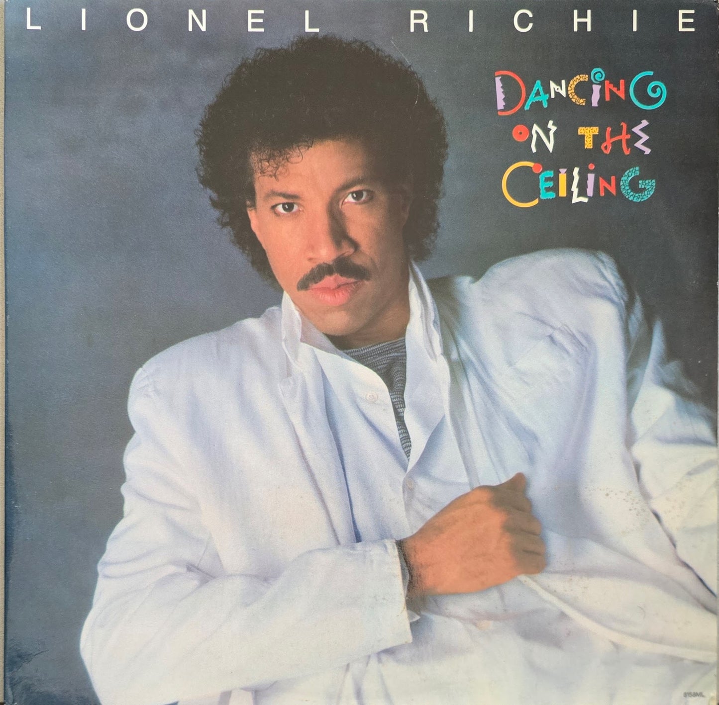 Lionel Richie – Dancing On The Ceiling